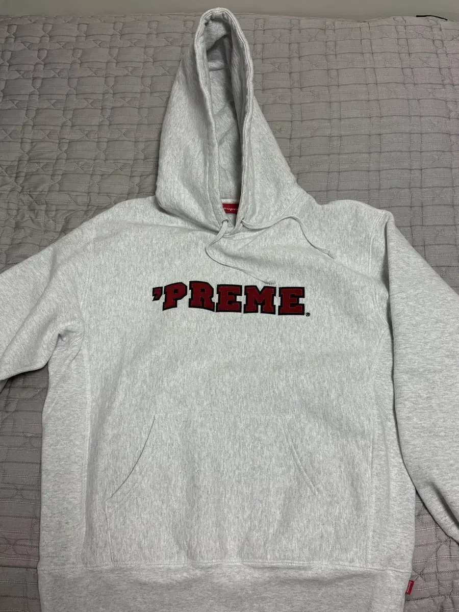 슈프림 preme 후드티 M사이즈